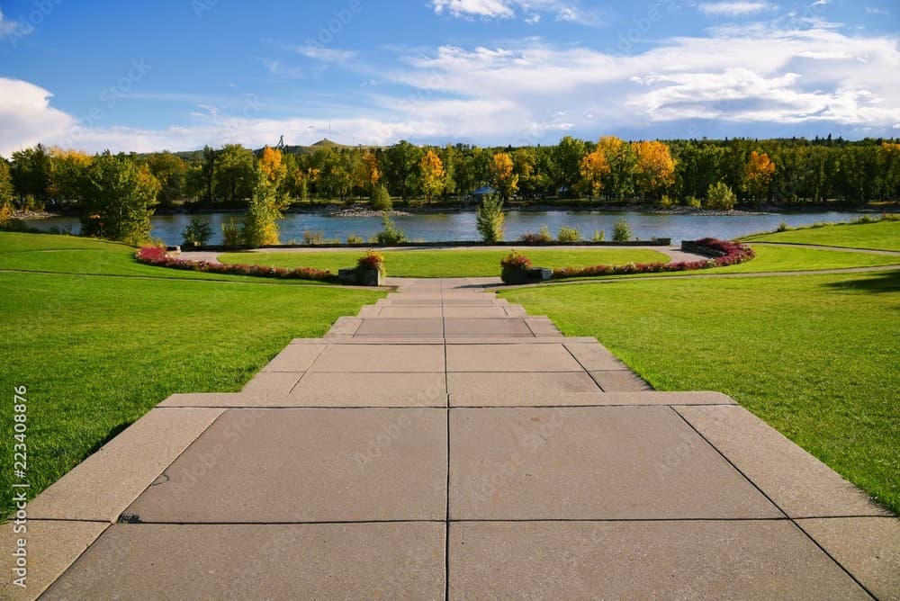 Baker Park pathway leading to the Bow River